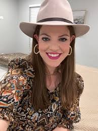 Deana Ball's Instagram, Twitter & Facebook