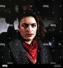 Fanny fernseher -Fotos und -Bildmaterial in hoher Auflösung