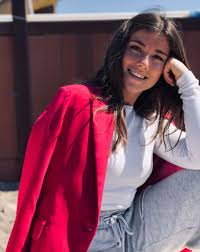 Barbara has many family members and associates who include alice bellandi, edward bellandi, qing zhao, virginia chargin and stanley darnell. Mofaxrhlaikrom
