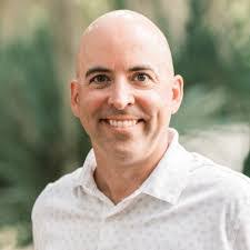 Patricia Heyne's Instagram, Twitter & Facebook