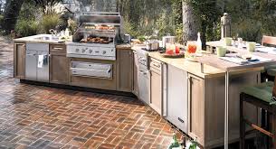 Vous souhaitez aménager l'extérieur de votre maison ? 3 Conseils Pour Amenager Et Profiter De Sa Cuisine D Exterieur M6 Deco Fr