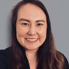 Lauren Beeman's Instagram, Twitter & Facebook