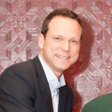 It takes a village. It really does. I'm happy to share that I'm graduating  my MA Design Management from SCAD with a 4.0 GPA. It feels incredibly  surreal to me and I