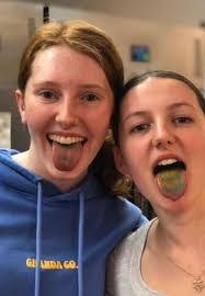 Isha Deodhar's Instagram, Twitter & Facebook