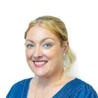 Sara Mayes's Instagram, Twitter & Facebook