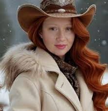 You've Had Pumpkin Before — But Not Like This 🎃🔥”** Forget PSLs and pie  slices. This is real flavor — slow-roasted, ghee-glazed, and bursting with  bold spice. 💥 🥘 Pumpkin Curry (Veg