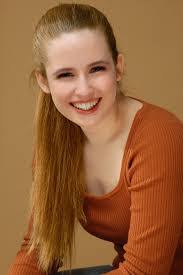 Heidi Starling's Instagram, Twitter & Facebook