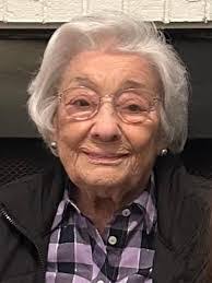 Frances Lott's Instagram, Twitter & Facebook