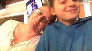 Gail Morse's Instagram, Twitter & Facebook