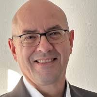 100+ "Straka" profiles