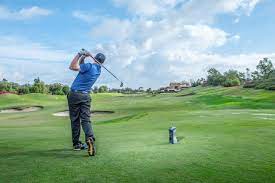 The gcquad comes in a portable,. Gcquad Quadrascopic Launch Monitor Foresight Sports