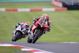 13 hours ago · brad jones (iforce lloyd & jones bmw) permanece en estado de coma inducido tras sufrir una grave caída en la race 1 de brands hatch, tercera ronda del british superbikes 2021. Zvhmwc6nov4w6m