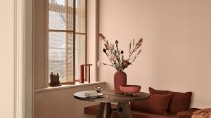 Warna beige memberikan suasana yang nyaman dan menenangkan, sangat cocok untuk diaplikasikan di ruang manapun dengan furnitur senada. Interior And Exterior Paint For Your Home By Jotun
