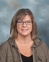 Beverly Dooley's Instagram, Twitter & Facebook