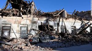 Cosa fare in caso di scossa, la lista, ultima ora | italia. Al Menos 7 Muertos Tras Fuerte Terremoto En Croacia