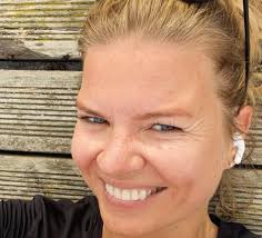 Marta Manowska pokazała pierścionek: "Wciąż jest tak, jakby nic się nie  zmieniło". Posypały się gratulacje