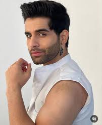 SHOWING SOME LOVE TO KELONTAE GAVIN AND THE LOVE OF HIS LIFE