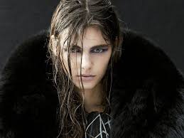 Fashion Trends, News, Style, Fashion Designer, Dresses, Runway