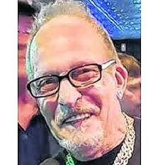 David Truby's Instagram, Twitter & Facebook