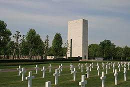 Het is bij ons alom bekend hoe betrokken en begaan ze hier zijn met de begraafplaats, gaat hij verder. Amerikaanse Begraafplaats Margraten Wikipedia