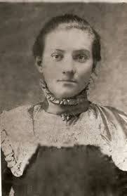 Anne Vanmeter's Instagram, Twitter & Facebook