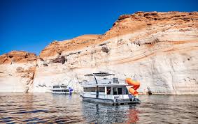 Plan Your Perfect Lake Powell Getaway: A Comprehensive Guide