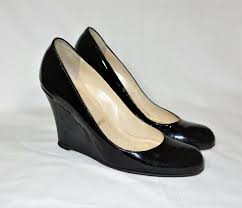 The european central bank (ecb) is the central bank of the 19 european union countries which have adopted the euro. Black Christian Louboutin Geo Pump 100 Patent Size 37 Us Size 6 For Sale Online Ebay