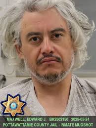 MAXWELL, EDWARD JESUS BK2502150