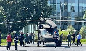 1 in romania iti ofera informatia proaspata, corecta, obiectiva si documentata despre stiri de ultima ora, stiri politice, externe si interne. S A Aflat Cauza AterizÄrii ForÈate A Elicopterului Militar American In Sensul Giratoriu Din BucureÈti Stiri De Cluj