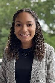 Abigail Alvarez's Instagram, Twitter & Facebook