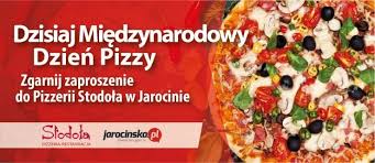 Z tej okazji bartek gałąska z klasy 4 przygotował prezentację multimedialną na temat tej znanej wszystkim potrawy. Dzisiaj Miedzynarodowy Dzien Pizzy Zgarnij Zaproszenie Do Pizzerii Jarocinska Pl Wiadomosci Informacje Ogloszenia Portal Jarocin