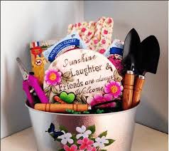 Are you looking for something unique to give to your wife on her 40th birthday? 40th Birthday Gift Ideas For Women 15 Surprising Gift Ideas