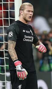 Alman oyuncu sophia thomalla ile ilişkisi olduğu bilinen karius, mykonos'ta kimliği. Loris Karius Wikipedia
