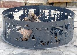 The side stones reflect light on the one in the center, enhancing its beauty and fire. Pin On Plasma Cam