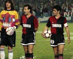 Gimnasia la plata'nın başına teknik direktör olarak geçen armando diego maradona. Tata Martino Mando Un Mensaje A Maradona Por Su Regreso A Newell S