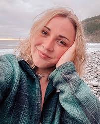 Katrina Lauer's Instagram, Twitter & Facebook