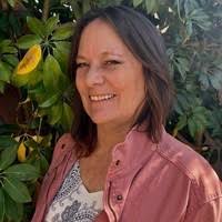 Elizabeth Anderson, Notary Public in Lake Hughes, CA 93532