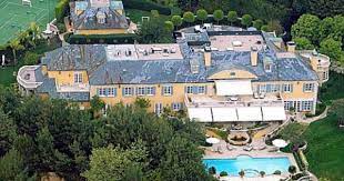 Dad Is On The Prowl Time To Make Ourselves Scarce Rod Stewart S Son On Living Up To His Superstar Father Celebrity Houses Mansions Celebrity Mansions
