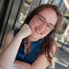 Dora Rogers's Instagram, Twitter & Facebook