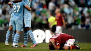 Se vi piace l'idea, condividete le vostre foto giallorosse sulla nostra bacheca e pubblicizzate la pagina sul vostro muro. In The Italian Capital Roma And Lazio Are Defined Solely By The Derby