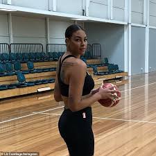 Liz cambage was born in the year 1991 on the 18th of august, and this makes her age 27 in 2019. Basketball Star Liz Cambage Says She Survived Coronavirus Before The World Knew What It Was Daily Mail Online