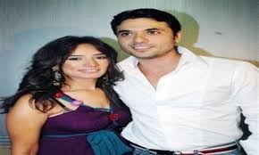 جزء من حوار الممثل احمد عز في اخبار النجوم أصبحت هدفا لشائعات الزواج لماذا؟ أعلن للجميع أنني لست مرتبطا ولا أعيش قصة حب في الوقت الحالي. Ù†Ø±ØµØ¯ Ø£ÙŠØ§Ù… Ø§Ù„ØºØ±Ø§Ù… Ùˆ Ø§Ù„Ø¬Ù†Ø³ Ø¨ÙŠÙ† Ø£Ø­Ù…Ø¯ Ø¹Ø² Ùˆ Ø²ÙŠÙ†Ø© ÙÙ‰ Ø£Ù…Ø±ÙŠÙƒØ§ Ùˆ Ù‡ÙˆÙ„Ù†Ø¯Ø§Ùˆ Ø§Ù†Ø¬Ù„ØªØ±Ø§ Ùˆ Ø³Ø±Ø¯ÙŠÙ†ÙŠØ§ Ø§Ù„Ø£Ø®Ø¨Ø§Ø± Ø§Ù„Ù…ÙˆØ¬Ø²