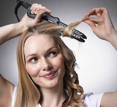 Hey malpals, join me as i show you how to get the perfect beach waves for short hair! Why Use A Curling Wand To Curl Hair And Not A Straightener