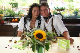 Nirgendwo ist man der natur so nahe wie auf dem land. Hochzeit Auf Dem Land Foto Bild Hochzeit Menschen Bilder Auf Fotocommunity