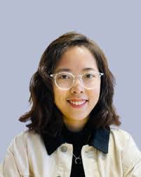 Phuong Phung's Instagram, Twitter & Facebook