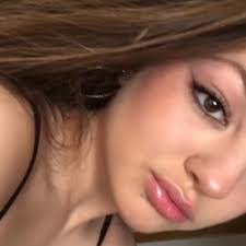 Nicole Benitez's Instagram, Twitter & Facebook