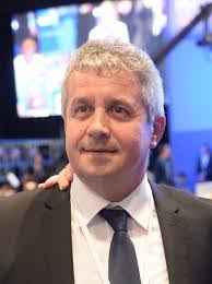 Daniel Buda's Instagram, Twitter & Facebook