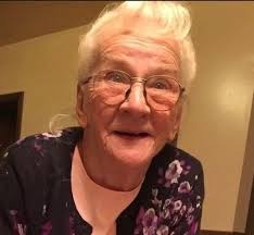 Julie Lewis Obituary (2024)