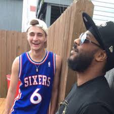 Listen to BUSSDOWN by MAXO KREAM in AUX playlist online for free