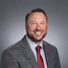 Ravenscroft School Employees, Location, Alumni